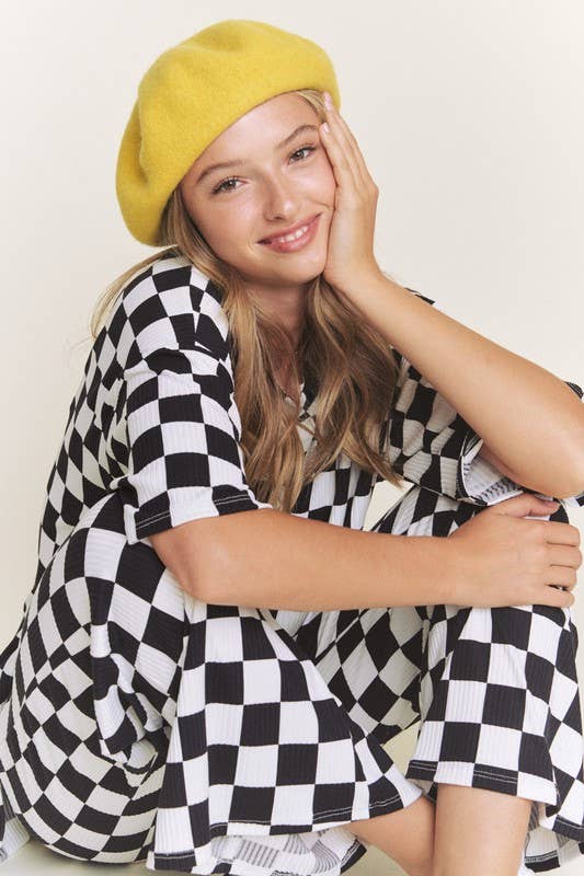PLUS SIZE RIBBED CHECKERED PRINT TOP/STRAIGHT LEG PANTS SET