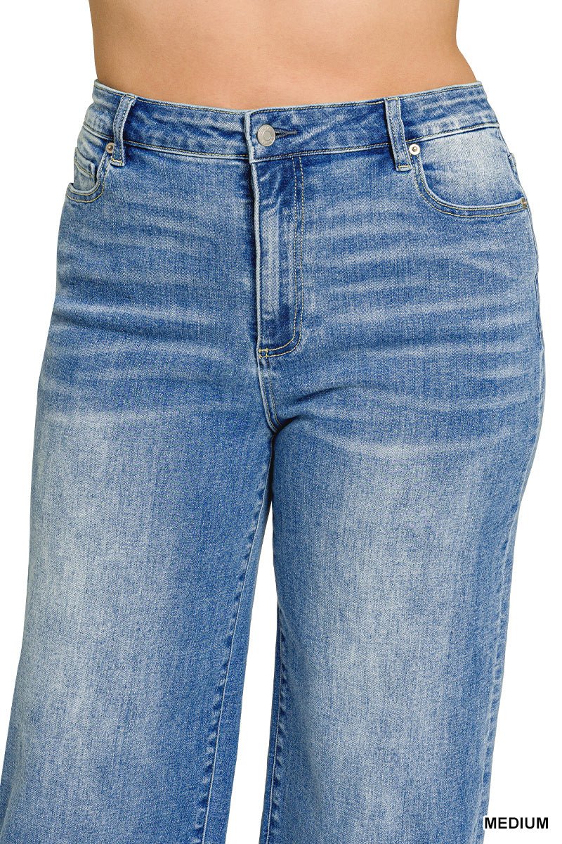 Plus Size Women's Wide Leg Raw Hem Crop Jeans - Extra